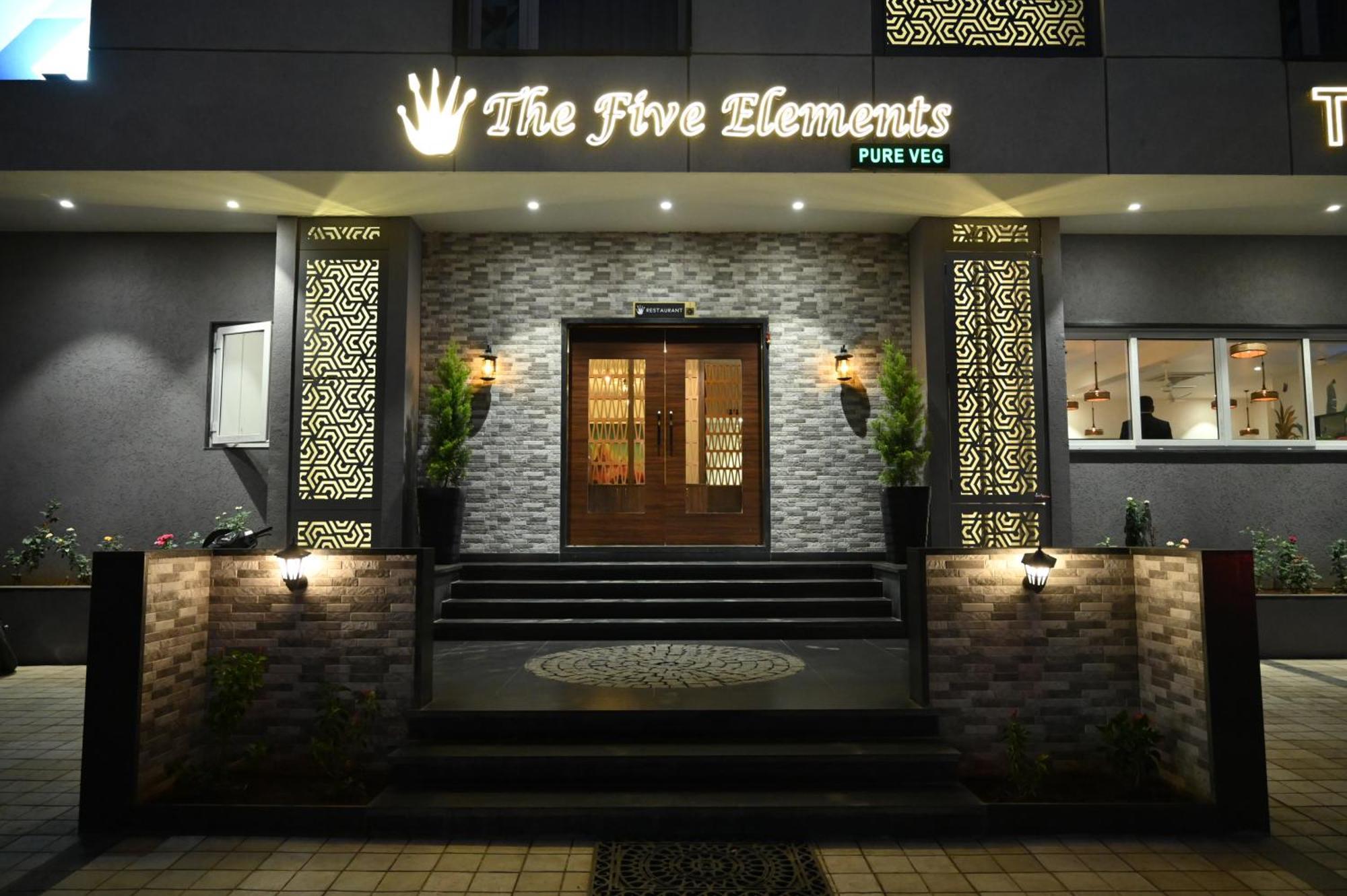 The One Hotel Nashik Bagian luar foto